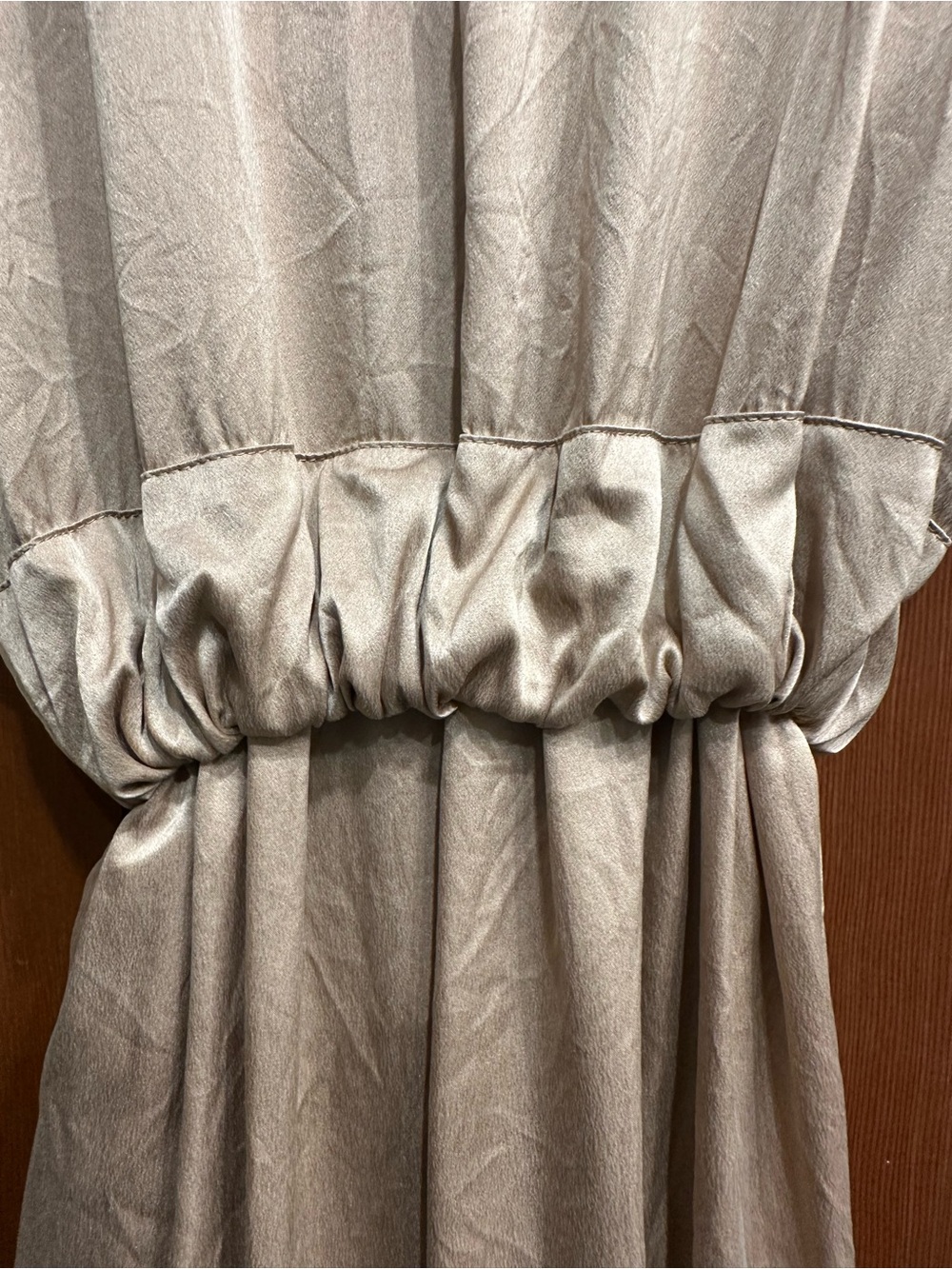 Lunya 100% Silk Tie-Waist Robe in Champagne - Women Intimates & Sleepwear Sz M - Picture 4 of 17